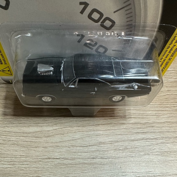 Revell The Fast and the Furious Dodge Charger 2002 Issue #115 1:64 scale black - Picture 2 of 4